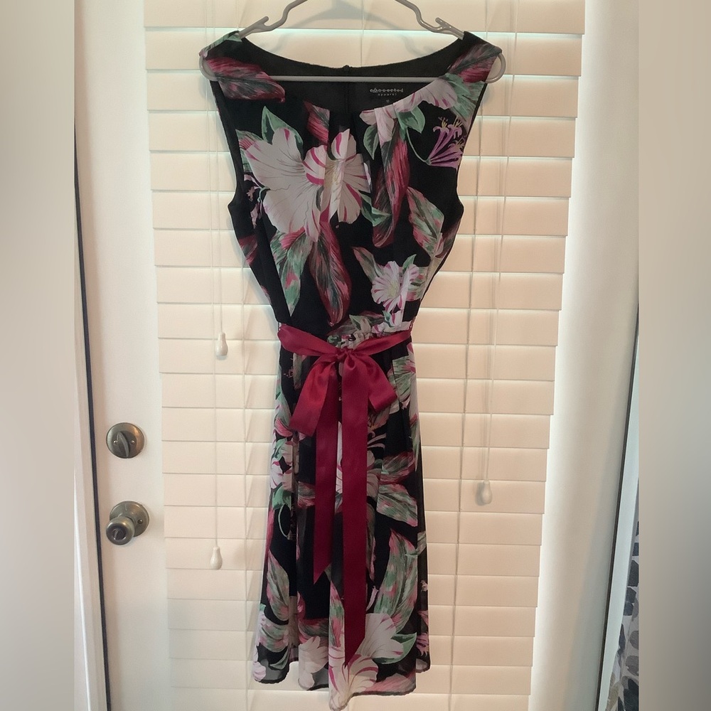 Connected Apparel Sleeveless Tropical Chiffon Dress Size 10